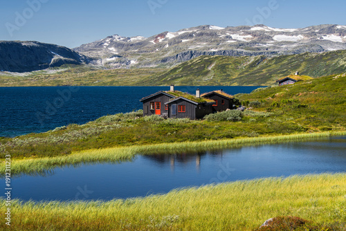 Foto Hütten am See Tyin, Jotunheimen Nationalpark, Innlandet, Norwegen