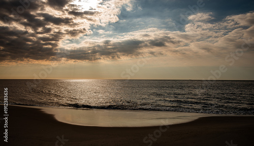 Tablou pe pânză This is a popular place for recreation, birdwatching, and enjoying sunsets over the ocean