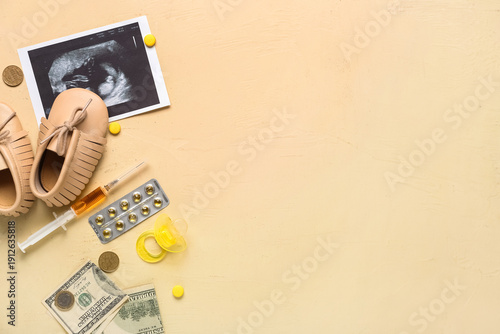 Sonogram image with baby bo...