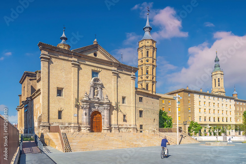 Bild auf Leinwand San Juan de los Panetes church and Plaza del Pilar at dusk, Zaragoza in Spain