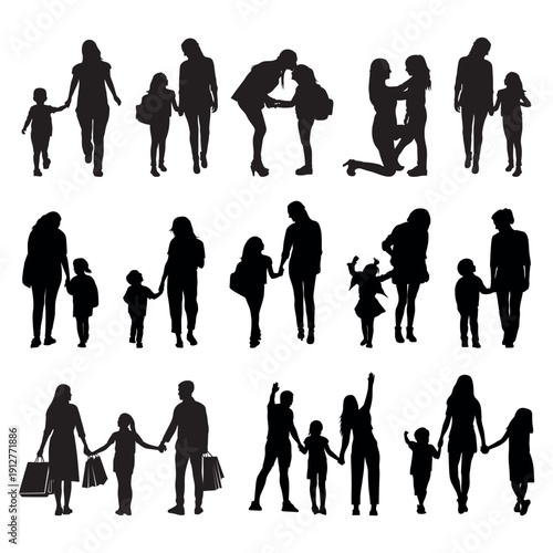 Parent and child silhouettes vector set. Family silhouette collection. vector silhouettes of people. silhouettes of people. Father and baby silhouettes in a vector set.