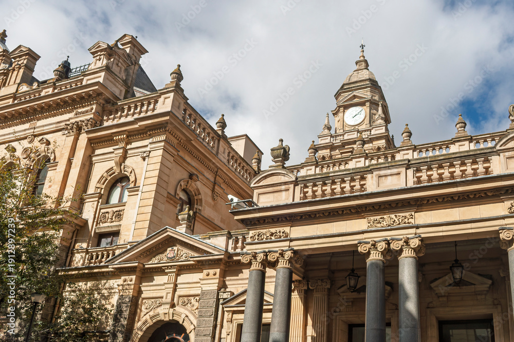 Obraz premium South Africa - Cape Town - City Hall - Edwardian clocktower, limestone details and a grand portico facing Grand Parade.