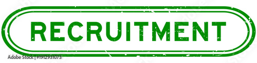 Grunge green recrutiment word rubber seal stamp on white background