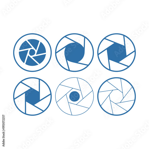 Aperture blades adjusting in circular camera lens diagram illustration