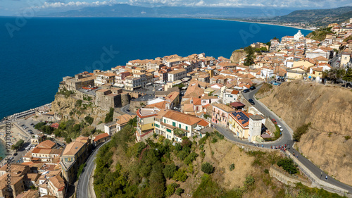 Tableau sur toile Aerial view of the city of Pizzo Calabro, located on the Coast of the Gods, in the province of Vibo Valentia, Calabria, Southern Italy