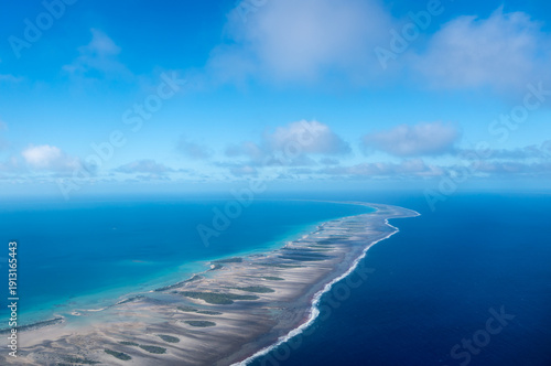Photos Aerial view of a motu in Tikehau Atoll, French Polynesia