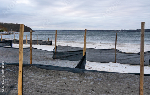 Windschutznetze am Ostseestrand