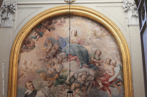 Wallpaper Mural St. John Lateran Basilica Chapel Fresco Detail Depicting Holy Mary in Heaven in Rome, Italy Torontodigital.ca