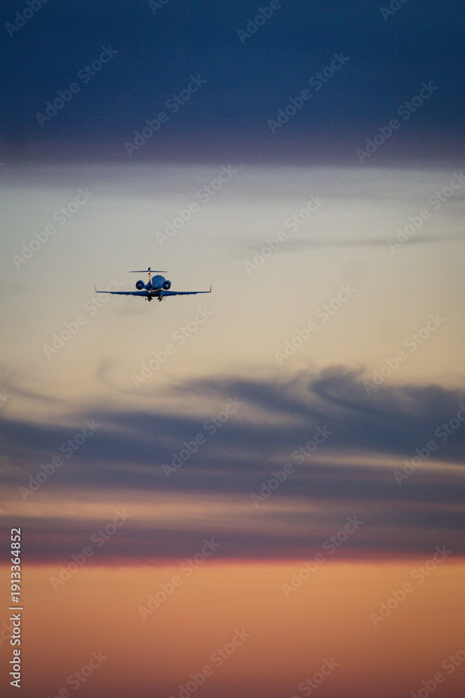 Fototapeta premium Private jet at sunset