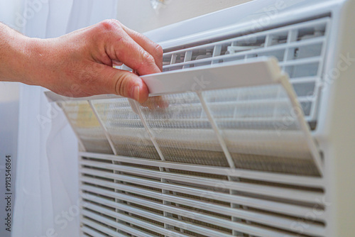 Indoor Air Conditioner Maintenance Service