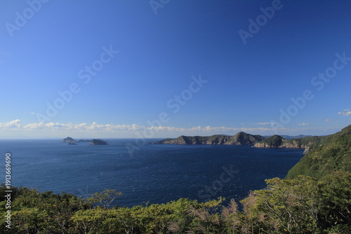 Wallpaper Mural 愛媛県　高茂岬へ続く道から見た風景 Torontodigital.ca