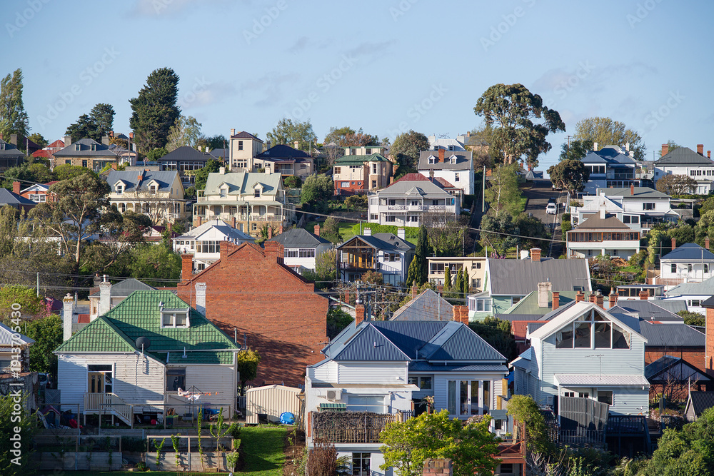Obraz premium Homes and cottages viewed from Sandy Bay towards Battery Point, Tasmania