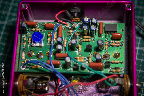 Bild auf Leinwand Guitar pedal electronic circuit board