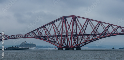 Billede på lærred Steel made Firth Of Forth Bridge Edinburgh Scotland Great Britain, UK