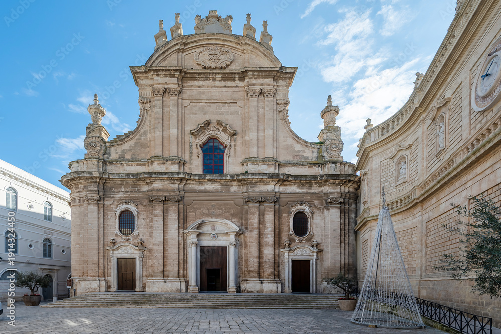 Fototapeta premium Cathedral Basilica of Maria Santissima della Madia, Monopoli, Italy