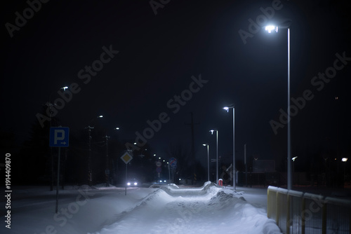 Ulica nocą zimą, Zimowa ulica, Śnieżna ulica