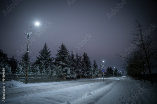 Ulica nocą zimą, Zimowa ulica, Śnieżna ulica