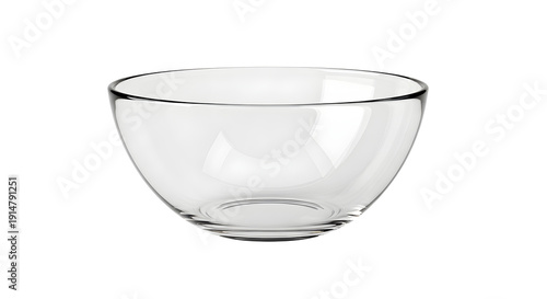 Fotografía Empty glass bowl isolated on white background