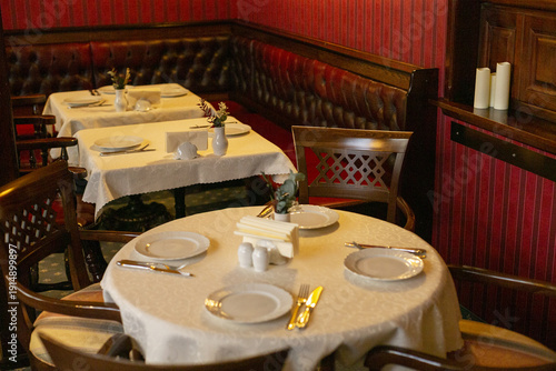 Принти на полотні Intimate table with elegant settings