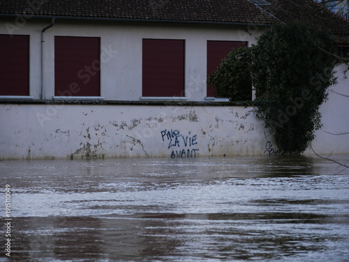 Fotografie Ville de Tartas, subissant les débordements de la midouze, suite à la tempête Ni