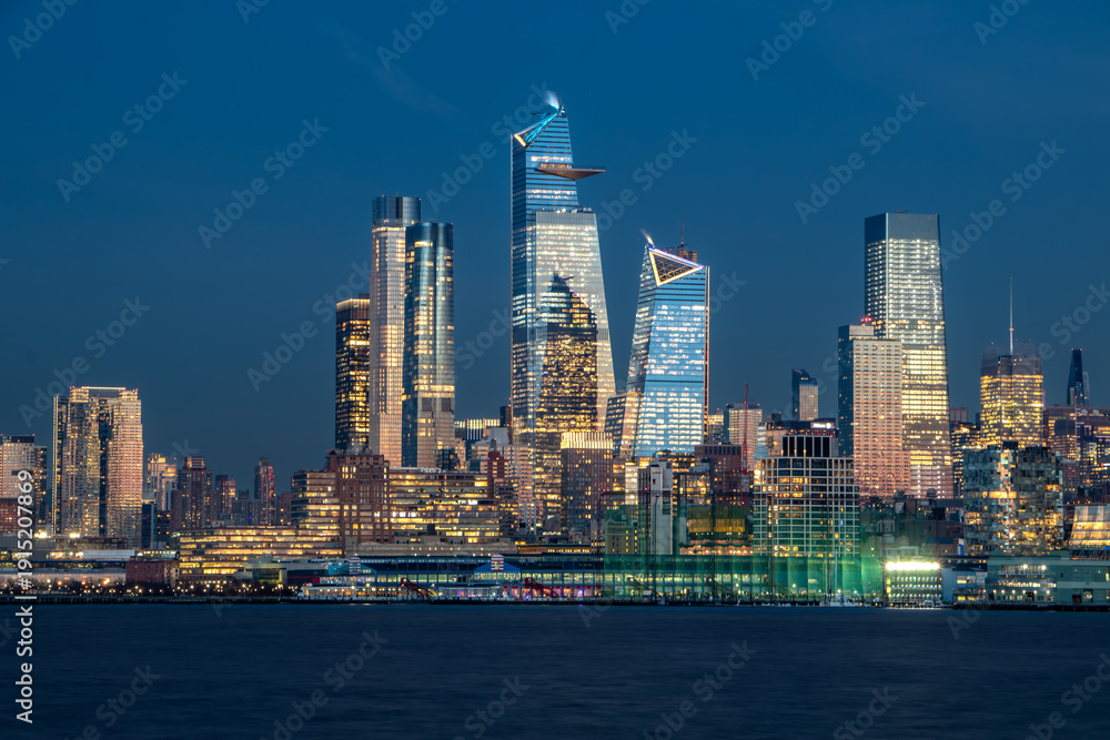 Obraz premium Lower Manhattan Skyline at Sunset New York City