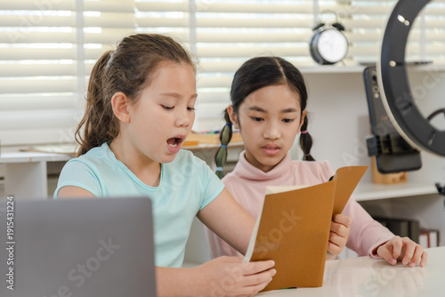 Fotografie Generation alpha children growing up with education technology, online learning