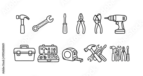 Multimedia line icon set. Music, video, and photo equipment icons outlined collection