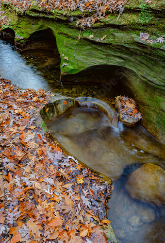 554-68 Scoured Sandstone