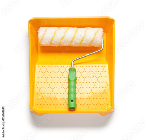 Paint roller with tray on w...
