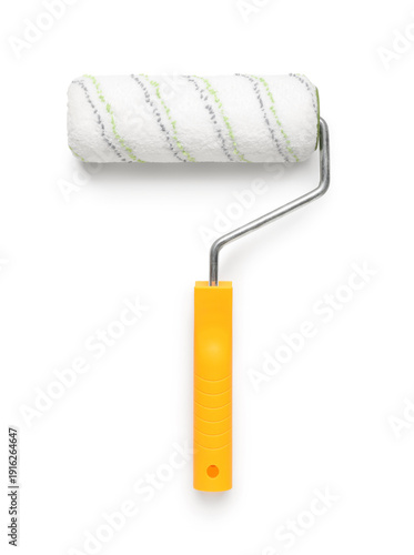 Paint roller with orange ha...