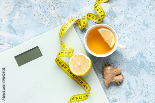 Cup of diet tea, lemon, gin...