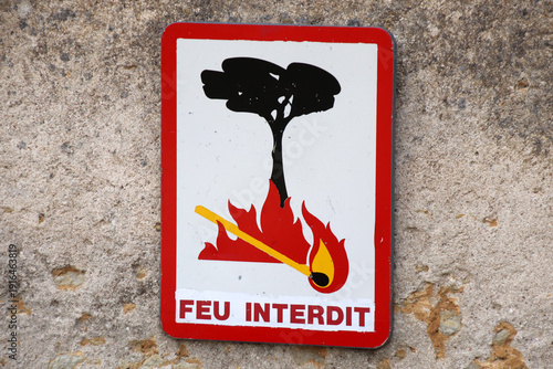 Feu interdit
