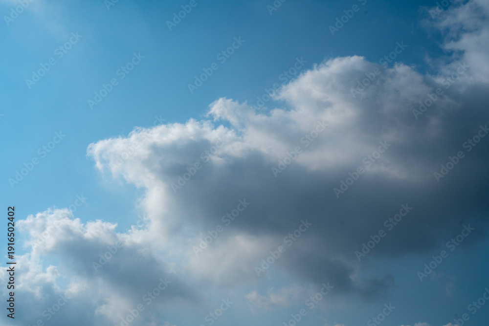 Fototapeta premium Beautiful clouds with blue sky background. Nature weather