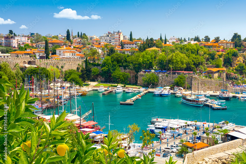 Fototapeta premium Panoramic view of Antalya Old Town. Antalya, Turkey