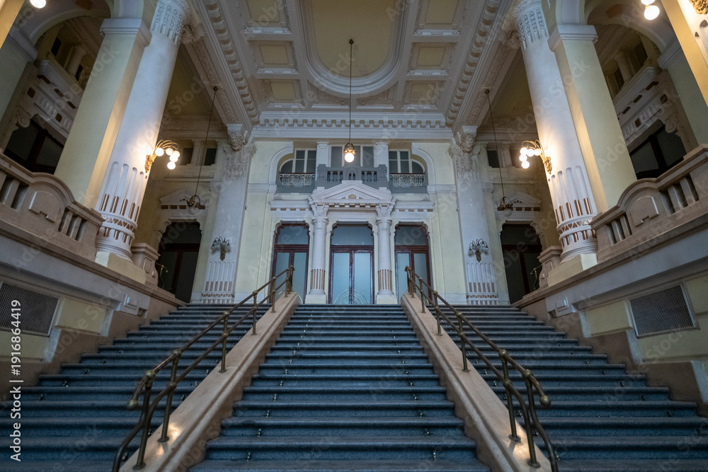 Fototapeta premium Abandoned Palace in Budapest, Hungary – Derelict Historic Television Headquarters, Urban Decay Architecture, Forgotten Cultural Landmark, Empty Neo-Renaissance Building Exterior
