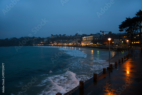 Wallpaper Mural La plage de Trestraou de Perros-Guirec en soirée Torontodigital.ca