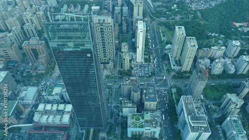 4K Time lapse Building skyline in Taipei, Taiwan.
