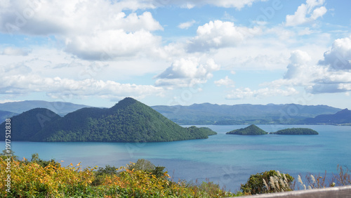 Tableau sur toile View of Lake Toya, Hokkaido, Japan (September 2025)