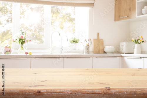 Canvastavla Copy space for your product montage to wooden table top on blurred kitchen count
