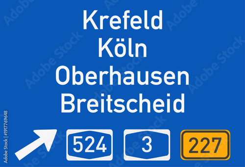 Autobahntafel auf Autobahn 52 vor dem Kreuz Breitscheid, Vektor, Zeichnung, Nachbildung