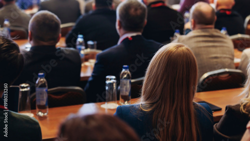 Quadro su tela Conference, hall with audience, panel discussion at forum, people on a congress
