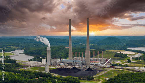 Large thermal Kingston power plant in Roane County near Kingston, Tennessee. Coal used as fossil fuel for electric energy production in American grid