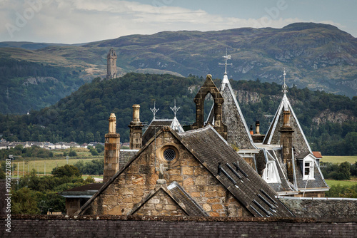 Canvastavla Wallace Monument viewed over rooftops in Stirling