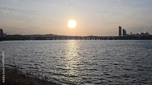 한강 석양과 황금빛 물결, 저녁 노을 풍경 영상