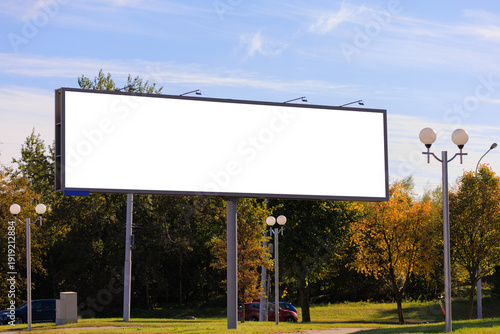 Foto billboards on city streets and along roads