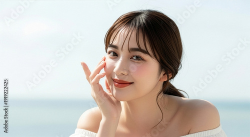 透明感と清潔感のある若い女性のビューティーポートレート	