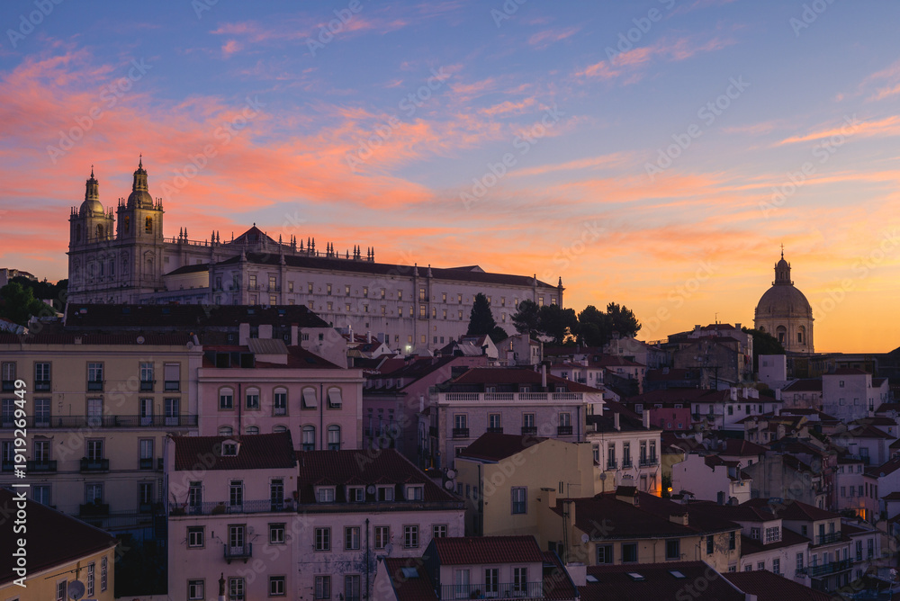 Obraz premium skyline of alfama district in lisbon, capital of portugal
