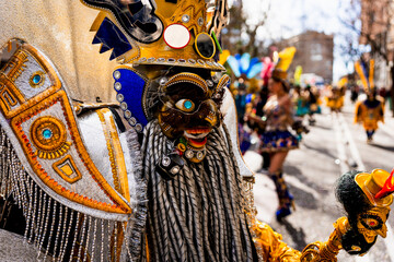 Keuken achterwand Carnaval Boliviaanse folklore parade met maskers  © davide bonaldo