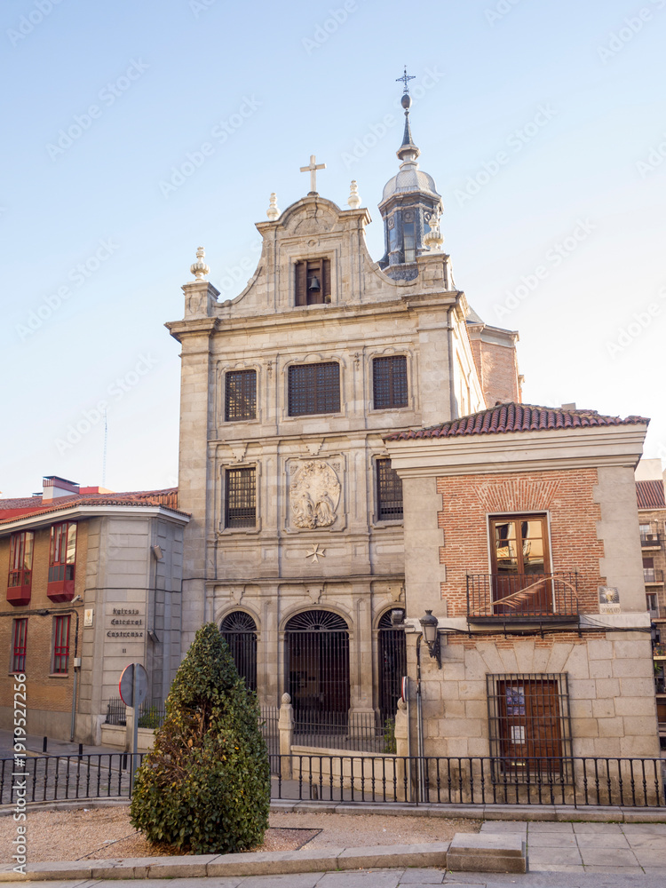 Obraz premium Iglesia catedral castrense en la ciudad de Madrid, España.