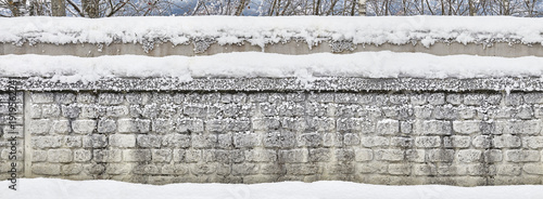 Wallpaper Mural Beautiful snow-covered park wall. Version 1 and Version 2 can be combined to create a large panoramic format.
 Torontodigital.ca